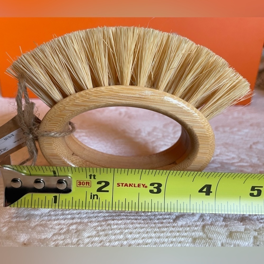 Rosie True bamboo sisal brush - Picture 3 of 3